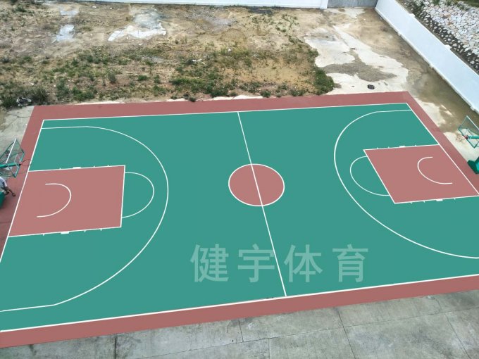 深圳市清水路湖南光合作用商貿(mào)有限公司籃球場(chǎng)施工