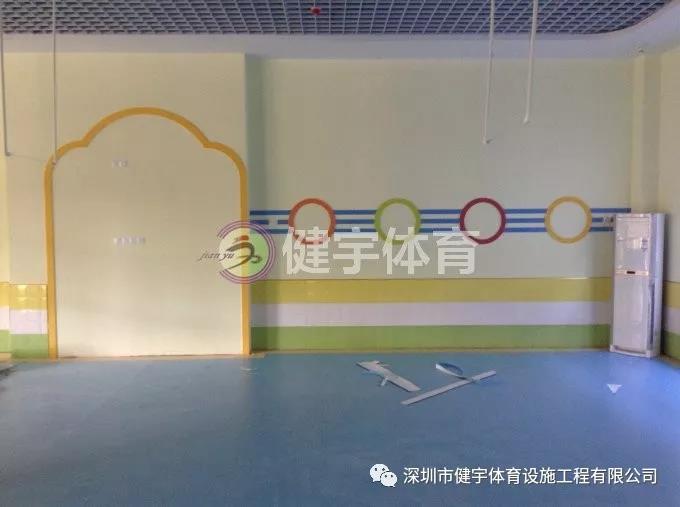 幼兒園地膠鋪設(shè)施工_案例工程_陽(yáng)江市明智幼兒園PVC地膠板施工